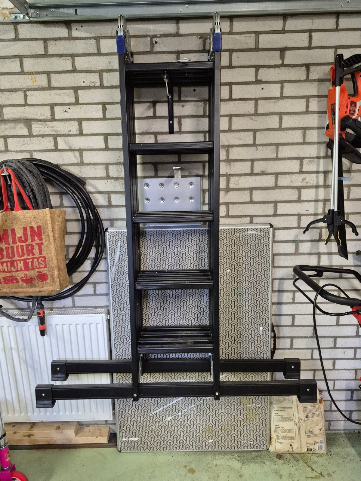 Aldorr Telescopische Vouwladder 4x4 - Multifunctioneel, Ophalen, Zo goed als nieuw, Ladder, Opvouwbaar of Inschuifbaar