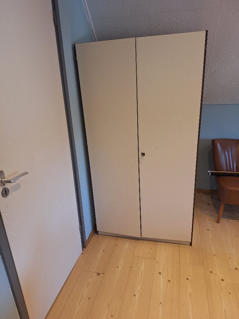 Kast 2 deurs, Ophalen, 50 tot 100 cm, 150 tot 200 cm, 25 tot 50 cm