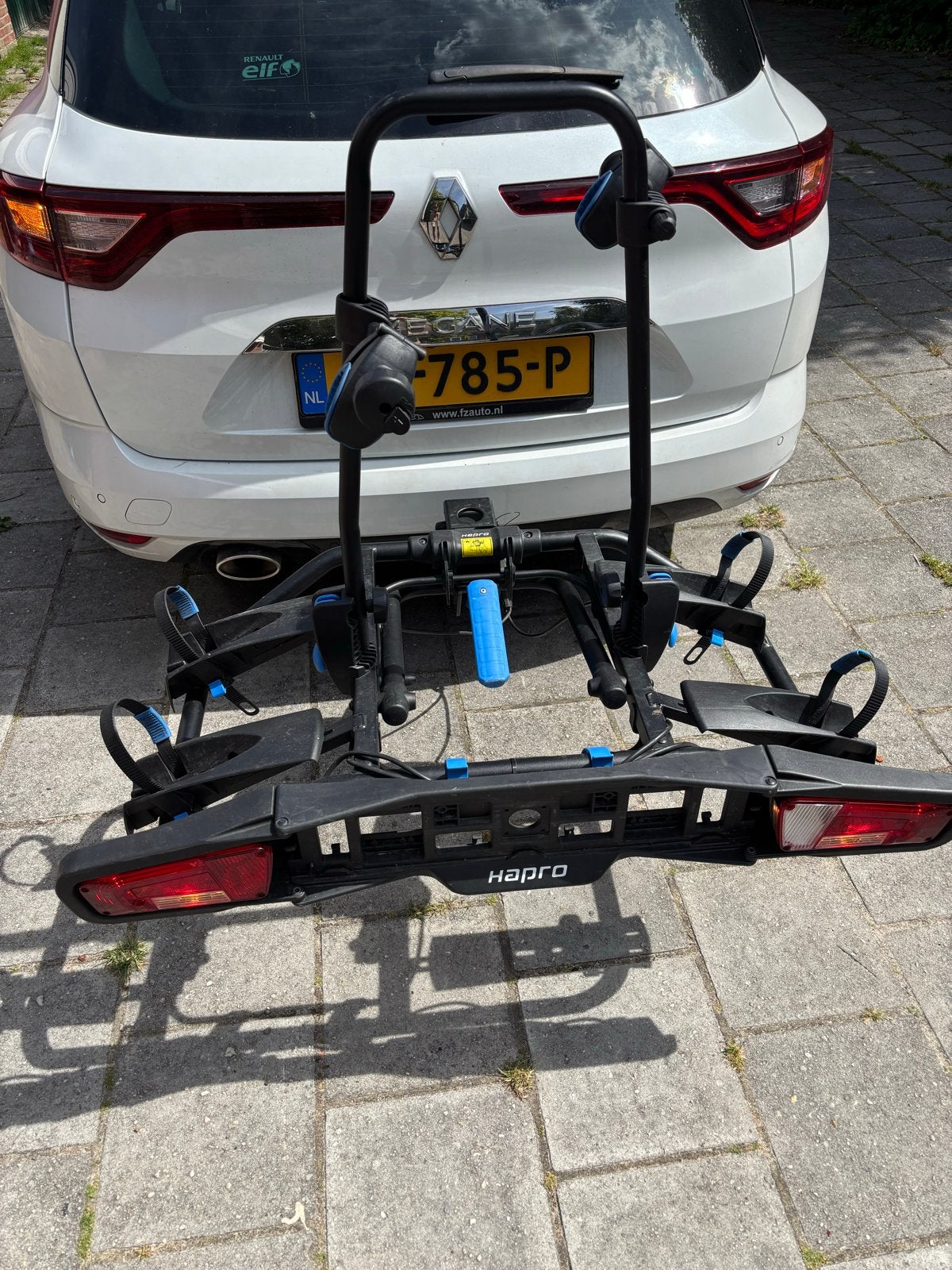Fietsendrager te huur Hapro, Ophalen, Zo goed als nieuw, 2 fietsen, Trekhaakdrager