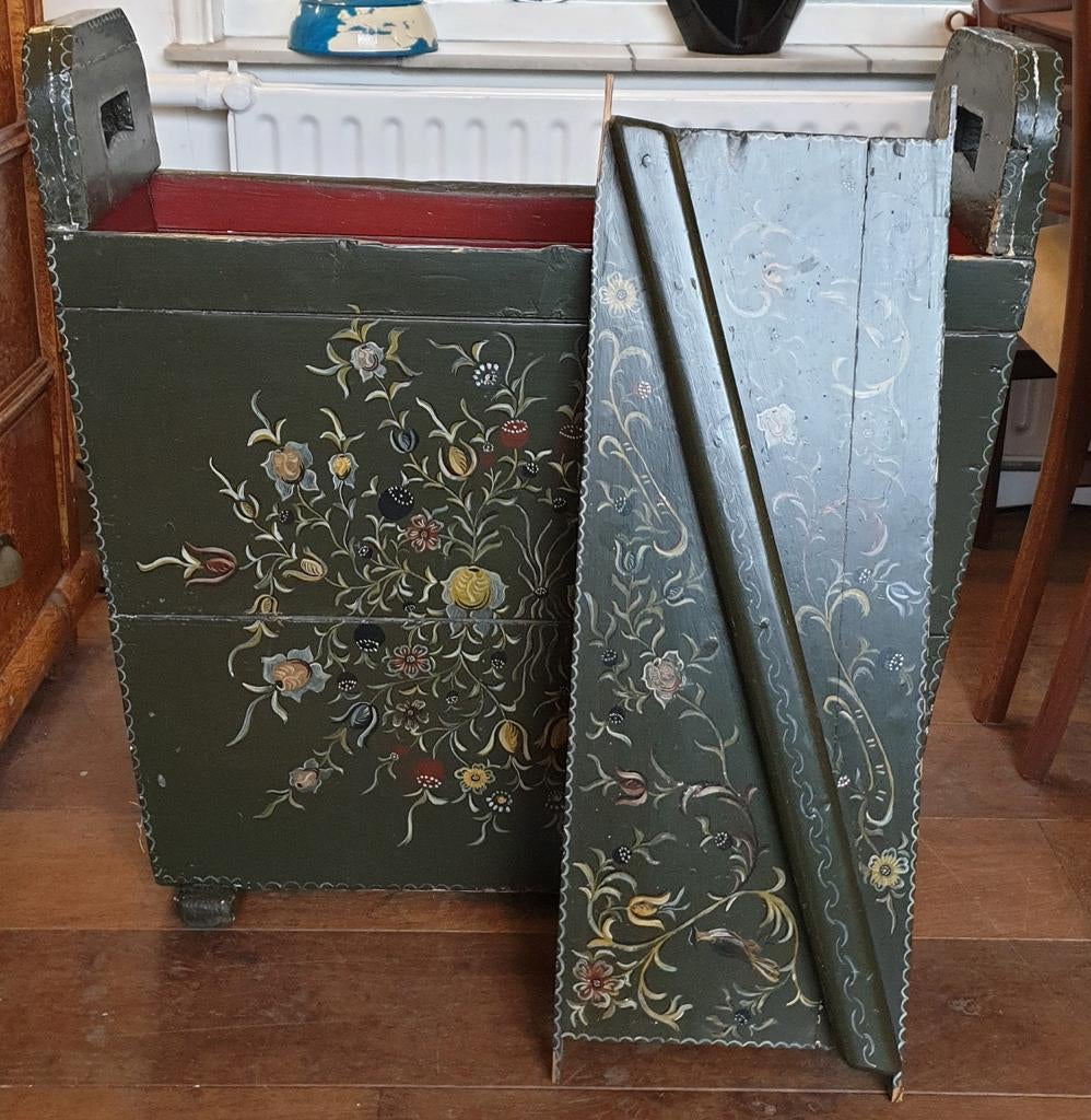 Antiek Hindelooper kist met deksel beschilderd en gesigneerd, Antiek en Kunst, Antiek | Woonaccessoires, Ophalen of Verzenden