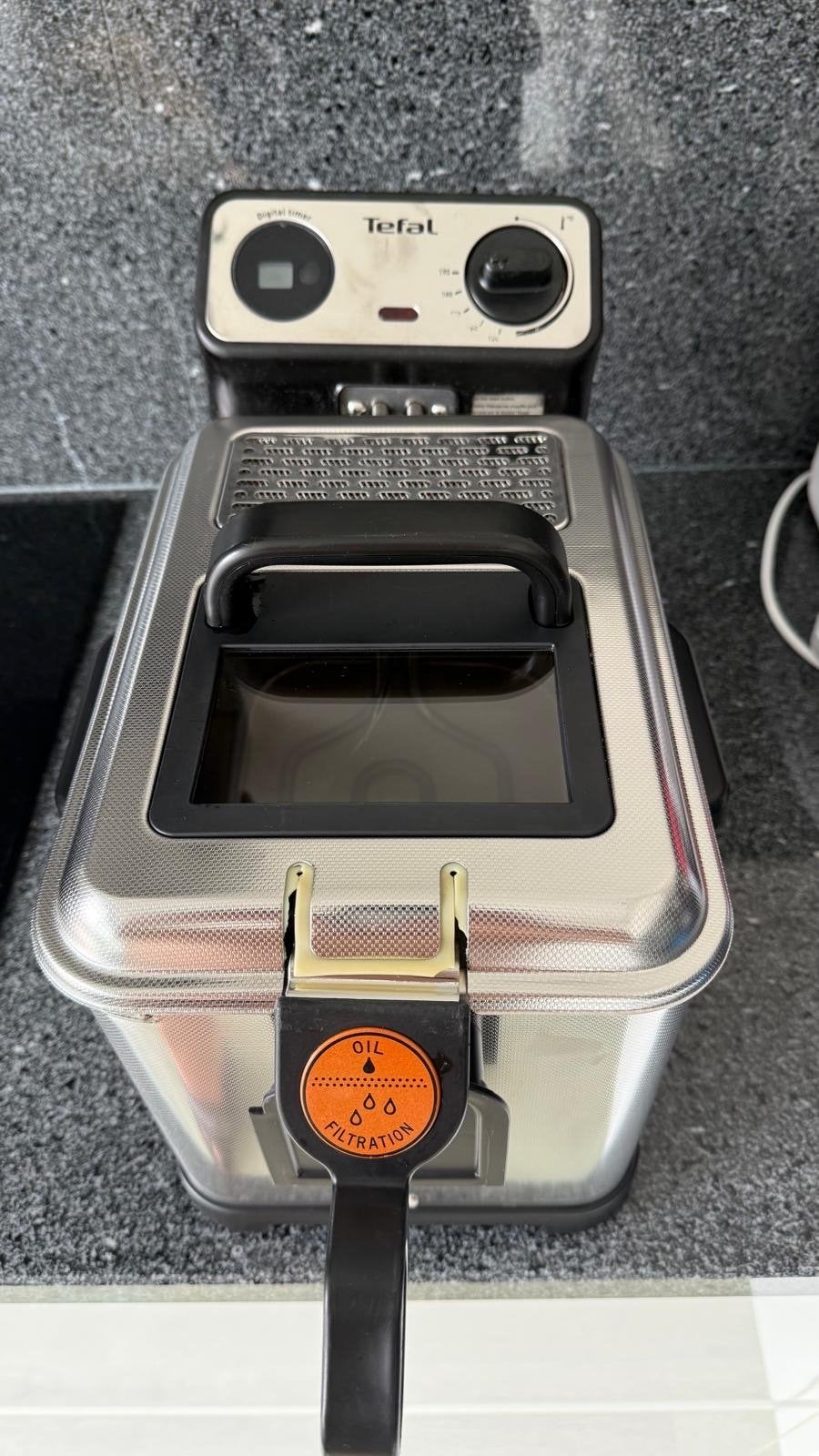 Tefal frituurpan - klaar voor een volgende ronde, Witgoed en Apparatuur, Frituurpannen, 3 tot 4 liter, Ophalen of Verzenden, Gebruikt