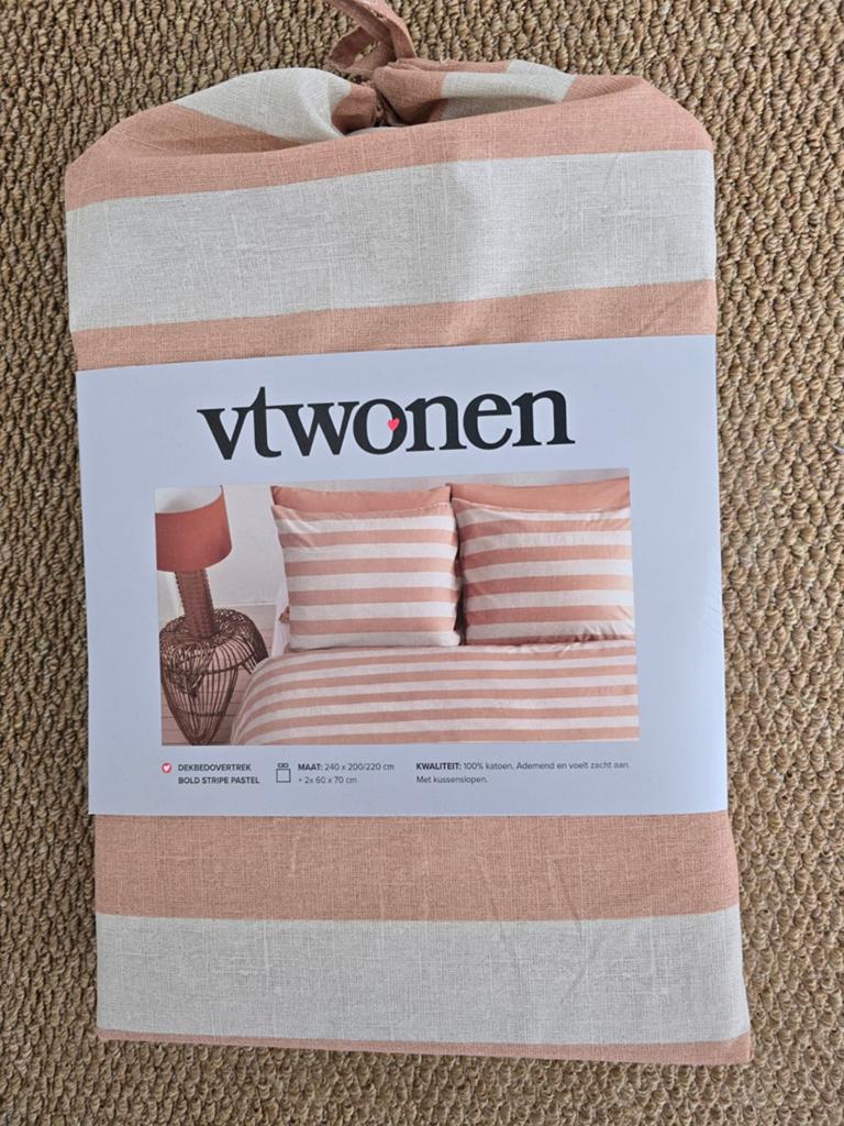 VT Wonen dekbedovertrek gestreept 240/220 nieuw!, Ophalen of Verzenden, Nieuw, Tweepersoons, Dekbedovertrek