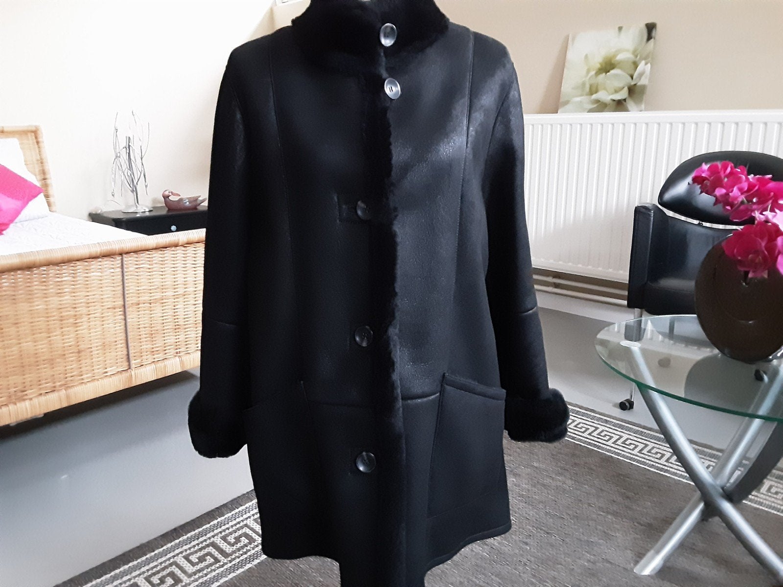 Prachtige warme zwarte lammy jas, Kleding | Dames, Ophalen of Verzenden, Zo goed als nieuw, Maat 38/40 (M), Zwart