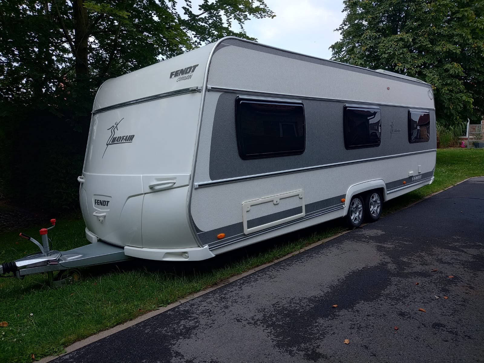 Fendt 650 mayfair, Caravans en Kamperen, Particulier, Tot en met 5, 1500 - 2000 kg, Schokbreker