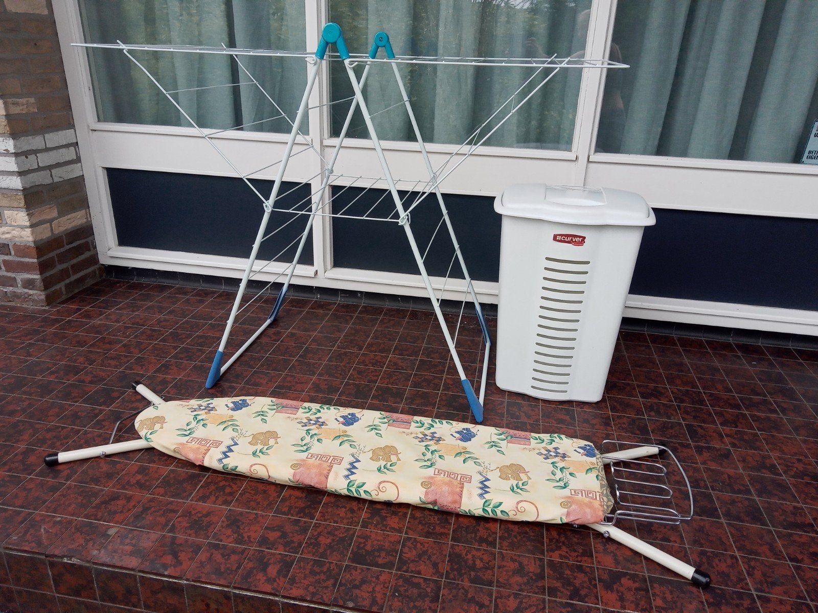 Uitvouwbaar droogrek, strijkplank en wasmand, Ophalen, Gebruikt