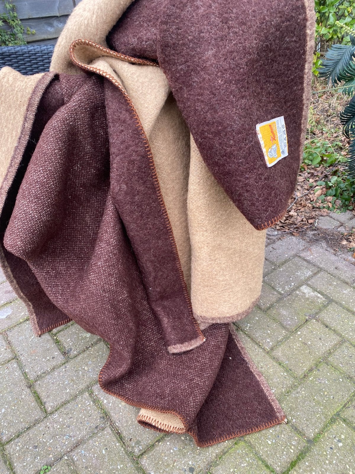 Prachtige vintage bruin/ beige hele grote wollen deken, Ophalen of Verzenden, Zo goed als nieuw