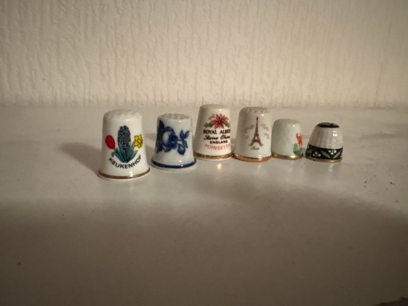 Verzameling van 6 decoratieve vingerhoedjes, Ophalen of Verzenden, Gebruikt