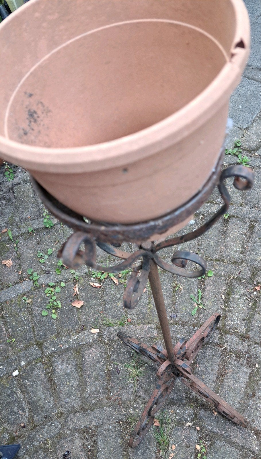 Sierlijke gietijzeren bloempothouder, Ophalen, Rond, Metaal, Minder dan 30 cm