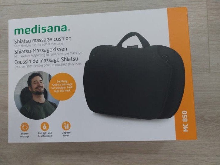 Medisana Shiatsu Massagekussen ( nieuw ) MC 850 met warmtefu, Sport en Fitness, Massageproducten, Ophalen, Nieuw, Massagestoel of Kussen