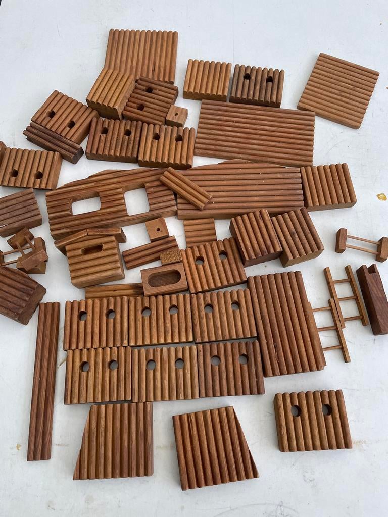 Houten fort bouwset - creatief speelgoed, Kinderen en Baby's, Speelgoed | Houten speelgoed, Ophalen of Verzenden, Gebruikt, Overige typen