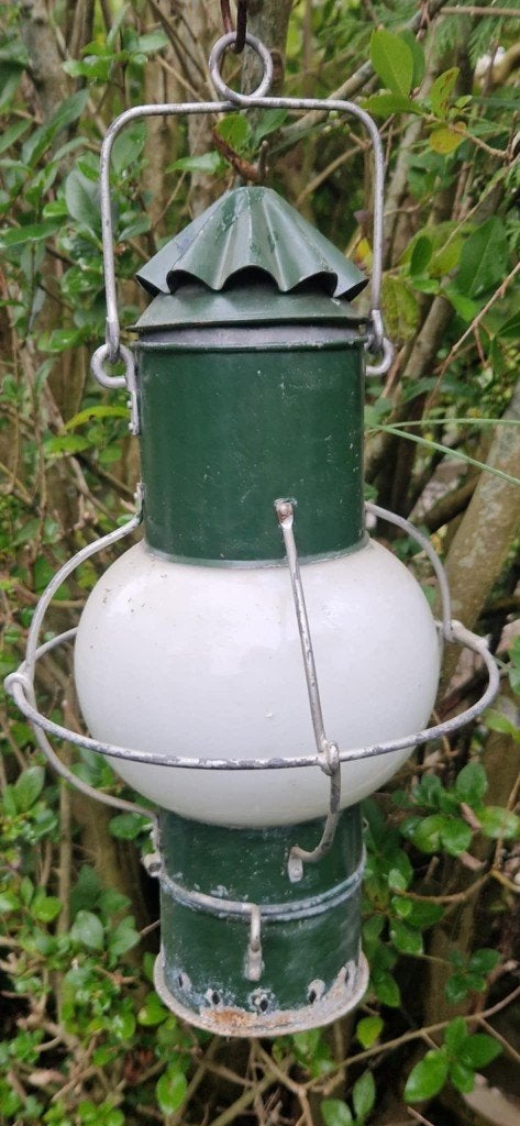 Originele scheepslamp zonder binnenwerk+wit glas (brocante), Ophalen of Verzenden