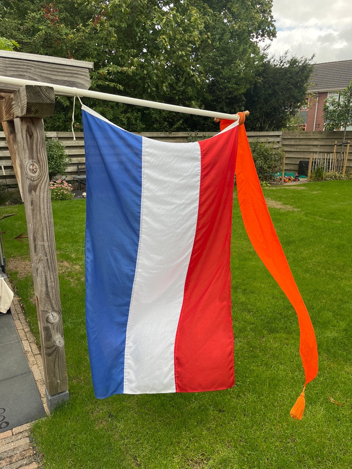 Vlaggenmast met vlag en wimpel, Ophalen, Zo goed als nieuw