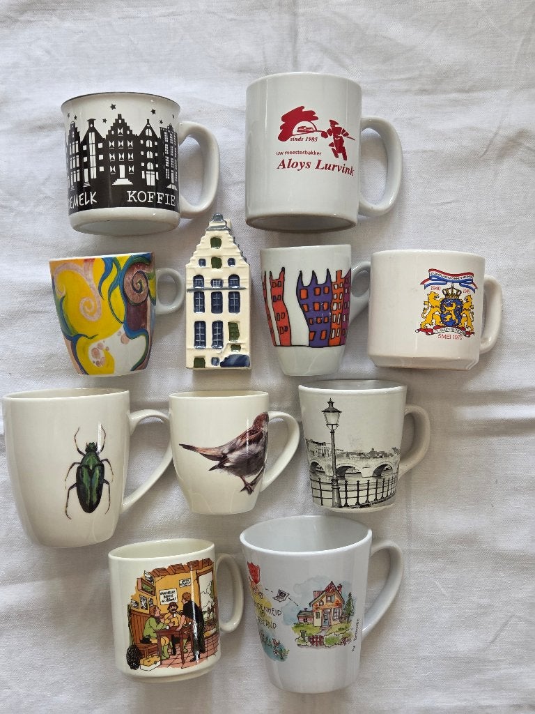 Mokken (10x), van Nelle, Yong, + huisje Royal Goedewaagen, Huis en Inrichting, Ophalen of Verzenden, Zo goed als nieuw, Overige stijlen