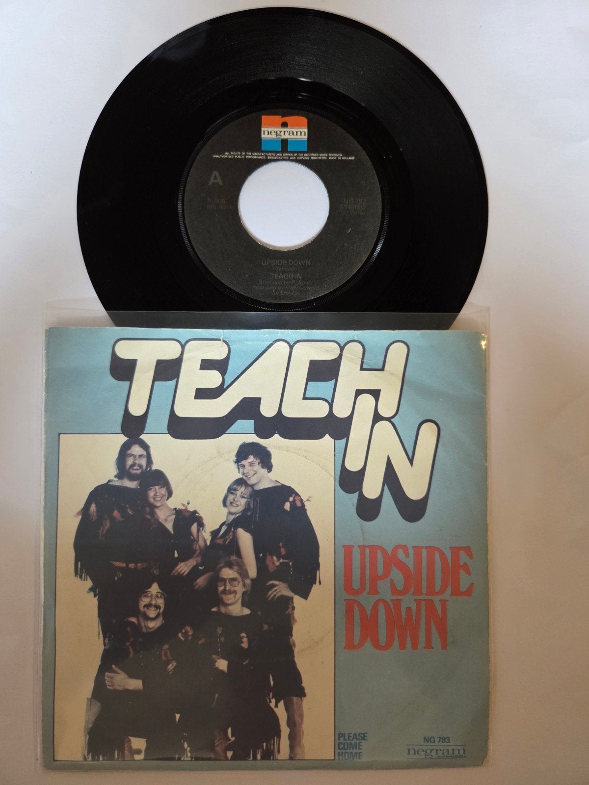 Teah In - Upside down, Ophalen of Verzenden, Gebruikt, Pop