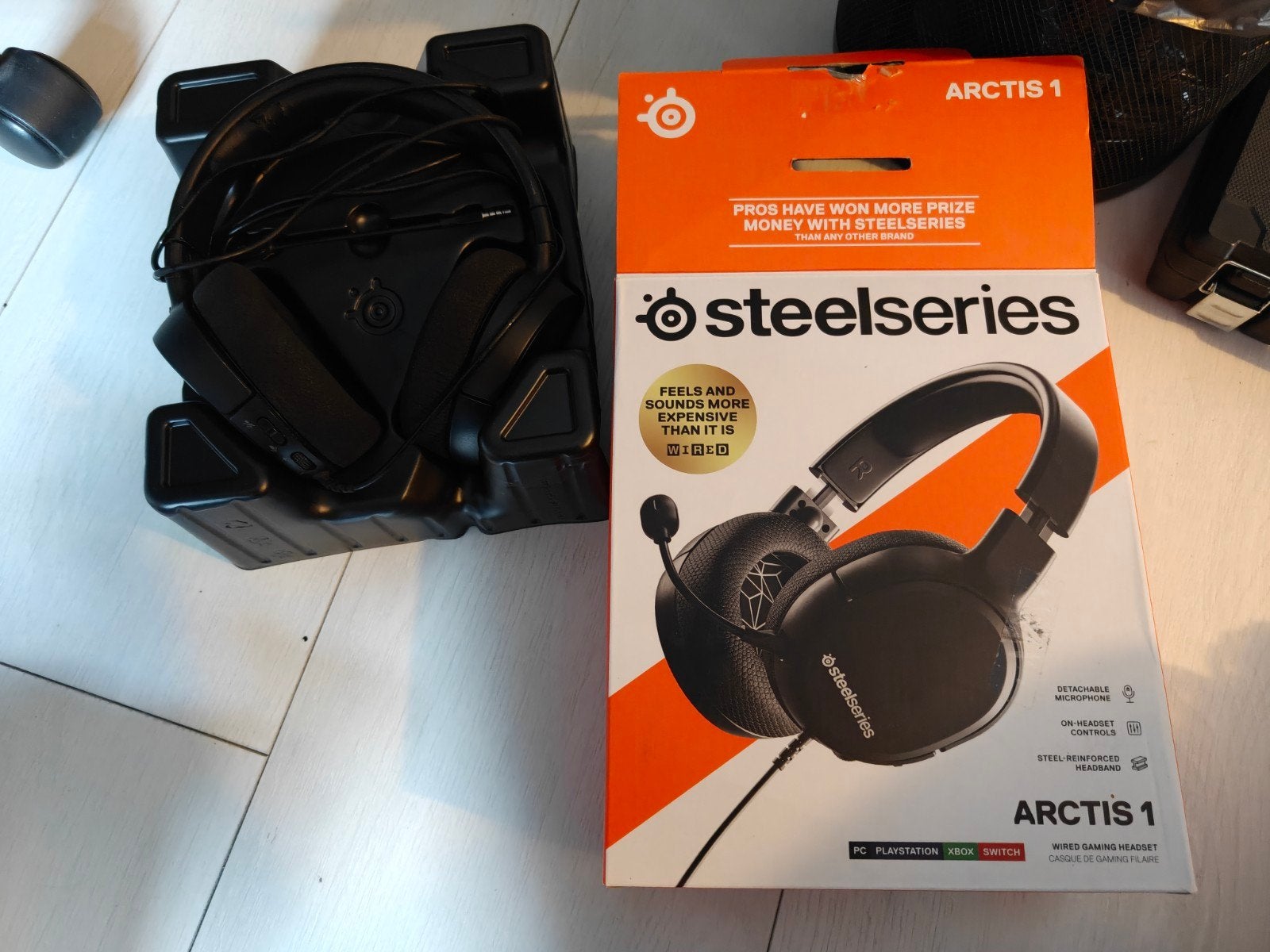 SteelSeries Arctis 1 Gaming Headset, Ophalen of Verzenden, Microfoon, Steelseries, Zwart