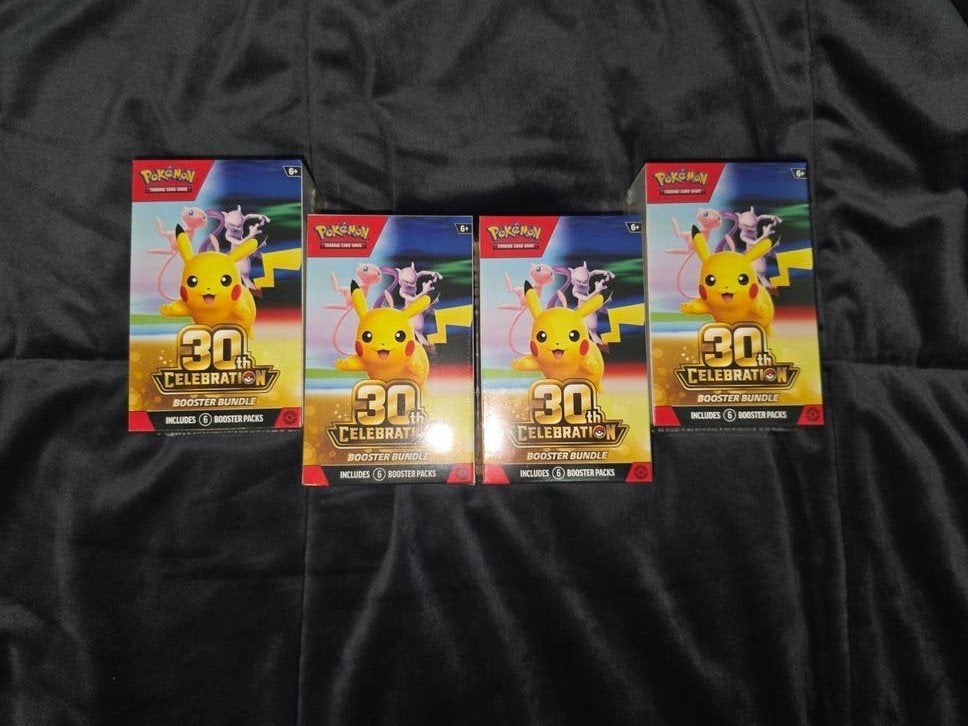 Pokémon 30th Anniversary Booster Bundles, Hobby en Vrije tijd, Ophalen of Verzenden, Nieuw, Booster