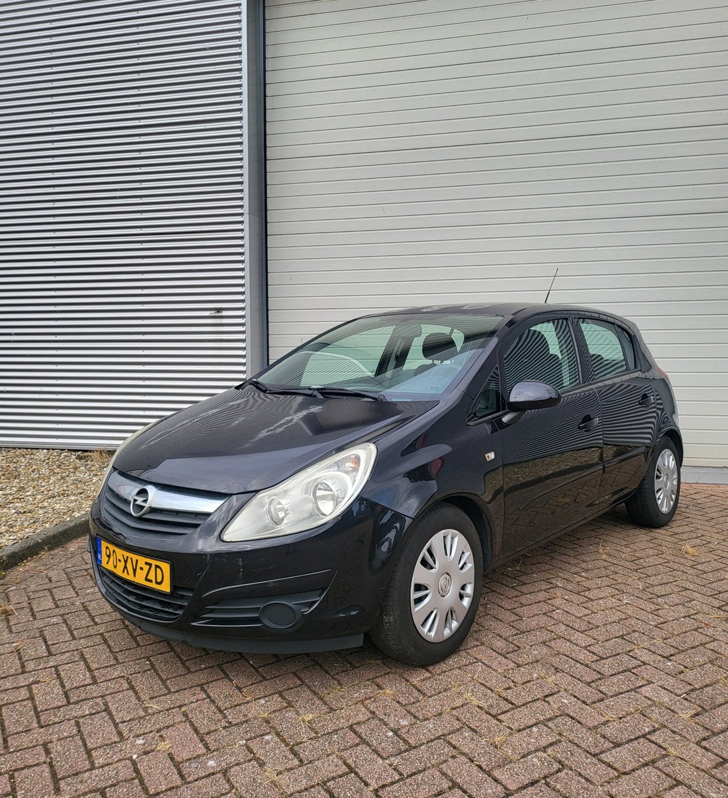Opel Corsa 1.2-16V Enjoy Nieuwe APK 5 Deurs, Auto's, Voorwielaandrijving, Dealer onderhouden, Stof, Gebruikt