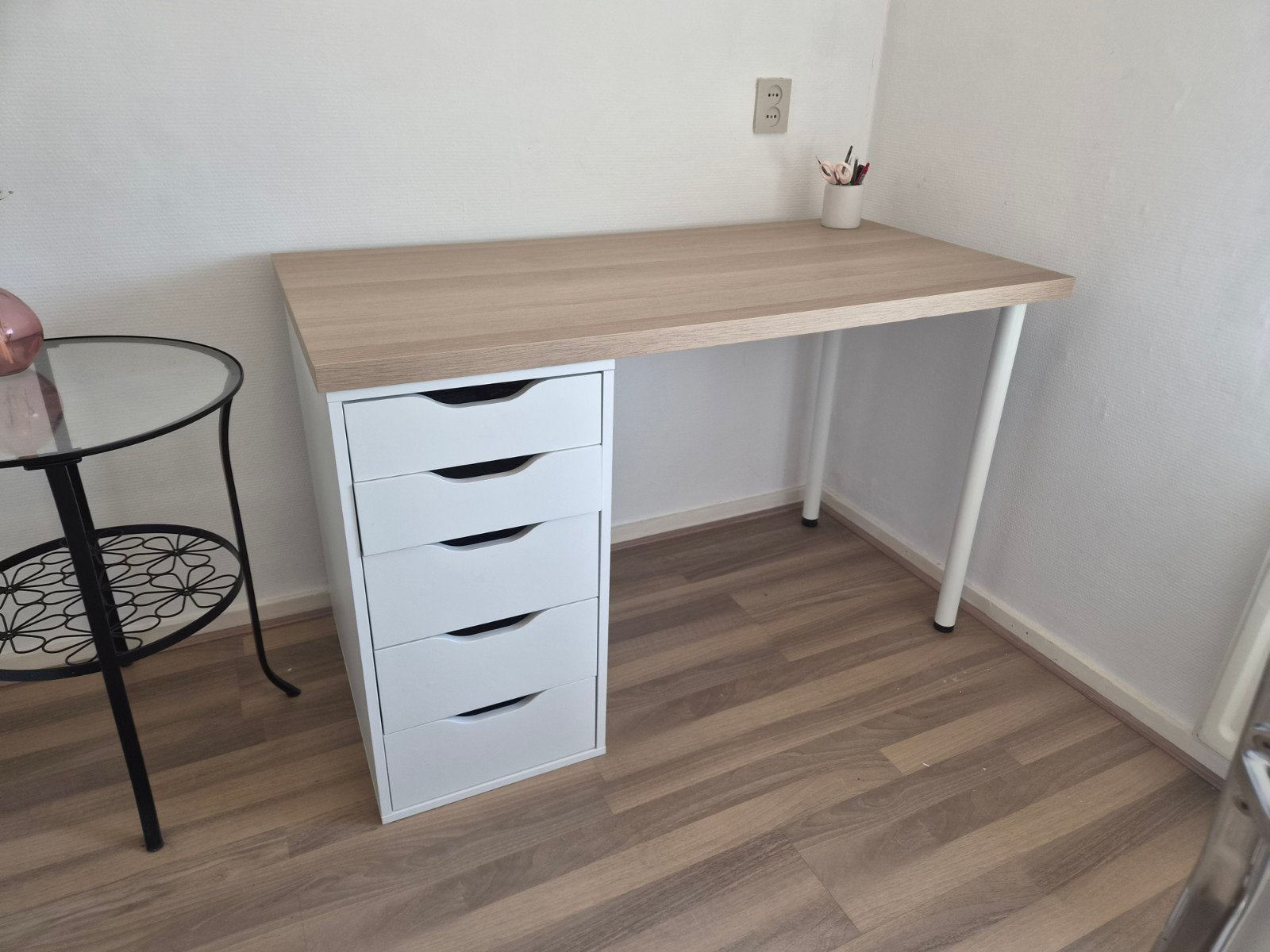 Bureau met ladeblok - wit/licht hout Ikea, Ophalen, Met lades, Gebruikt, Hout