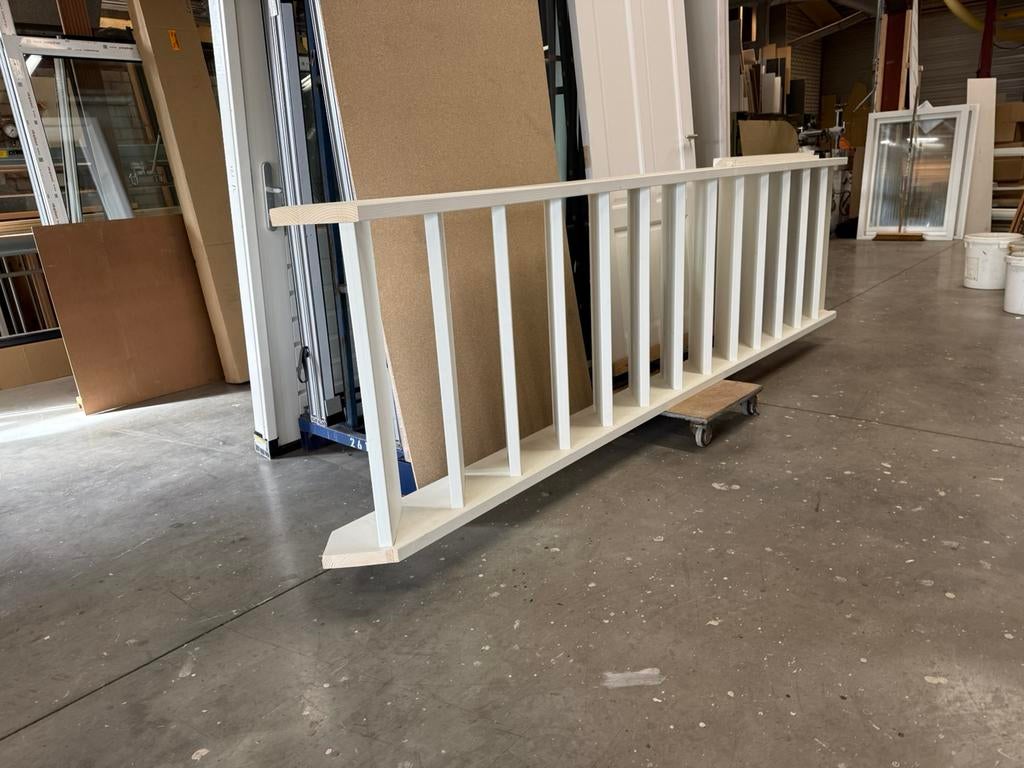 steektrap rechte trap vuren hout, Doe-het-zelf en Verbouw, Ladders en Trappen, Ophalen, Nieuw, Trap, 2 tot 4 meter