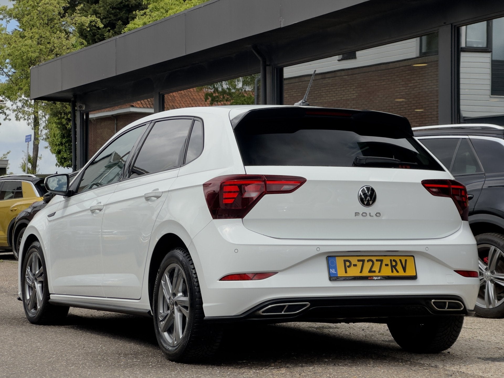 Volkswagen Polo 1.0 TSI R-LINE NAVI CAMERA DIGI-DASH APPLE-C, Auto's, Voorwielaandrijving, Gebruikt, Euro 6, 580 kg