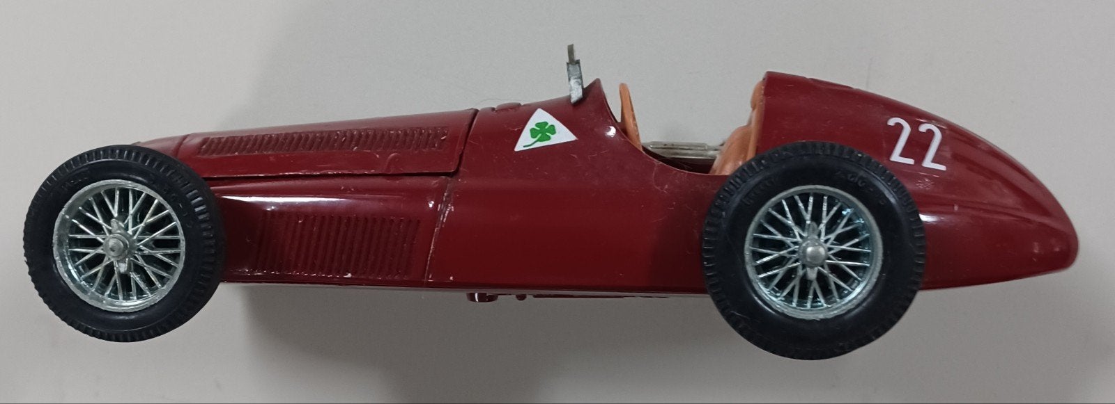 Alfa Romeo Alfetta 159 Mattel Mebetoys 1951 Uit verzameling, Hobby en Vrije tijd, Modelauto's | 1:24, Ophalen of Verzenden, Zo goed als nieuw