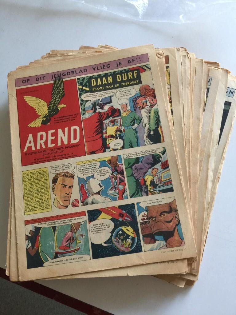 Jeugdblad De Arend, diverse jaargangen, Meerdere stripboeken, Verzenden, Gelezen
