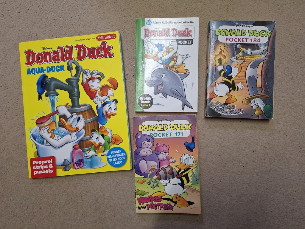 Donald Duck stripboeken - 4 stuks, Meerdere stripboeken, Ophalen of Verzenden, Gelezen, Walt Disney