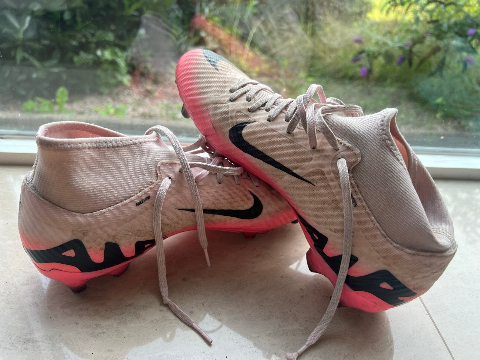 Nike Voetbalschoenen - Maat 42, Ophalen of Verzenden, Gebruikt, Schoenen