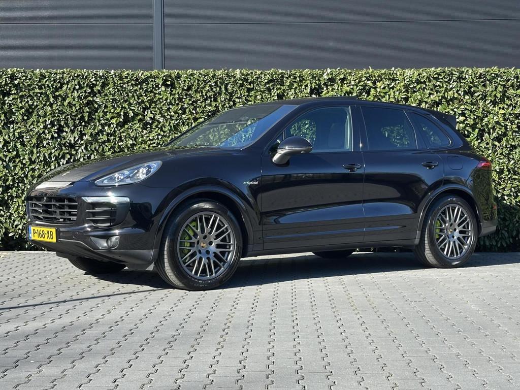 Porsche Cayenne 3.0 S E-Hybrid Platinum Edition, PANORAMADAK, Auto's, Porsche, Automaat, Cayenne, Gebruikt, Euro 6