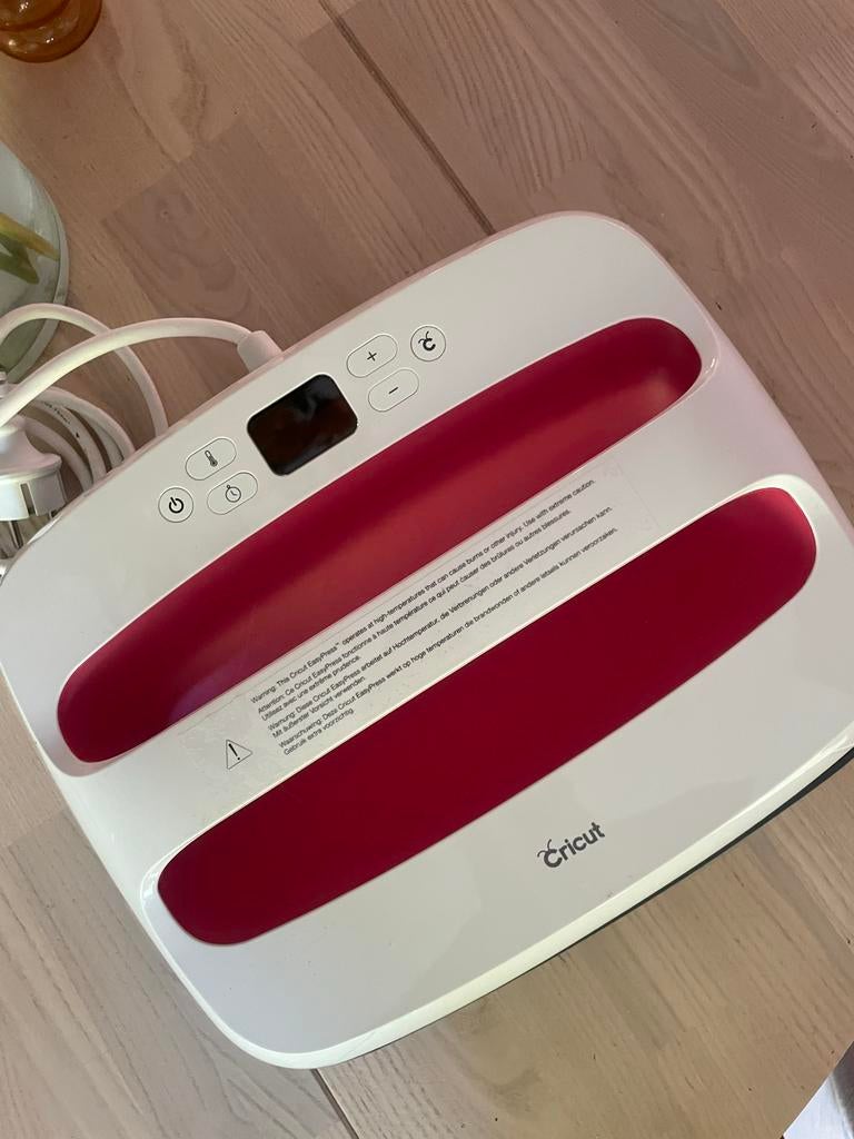 Cricut EasyPress 2 - 25x30 cm hittepers, Hobby en Vrije tijd, Knutselen, Ophalen, Zo goed als nieuw, Machine, Cricut