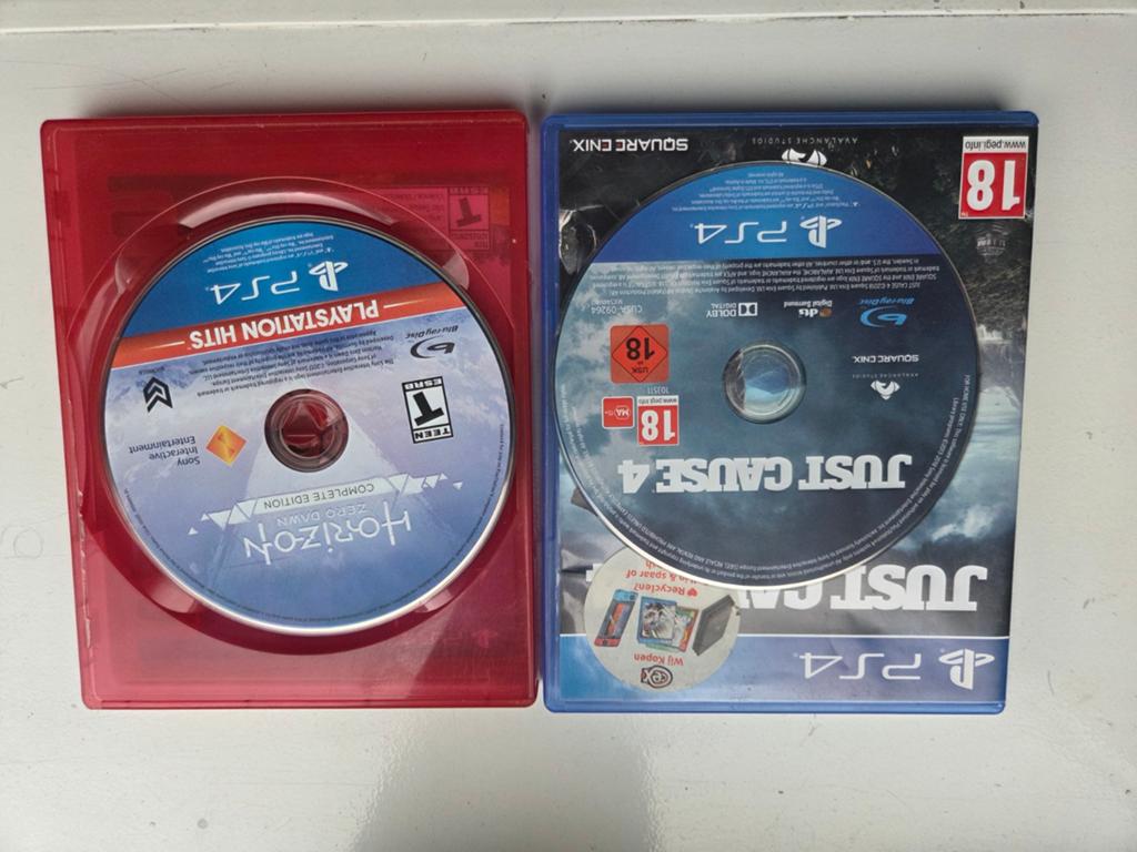 Er zit niets in en cd ps4, 1 speler, Ophalen of Verzenden, Zo goed als nieuw, Vanaf 3 jaar
