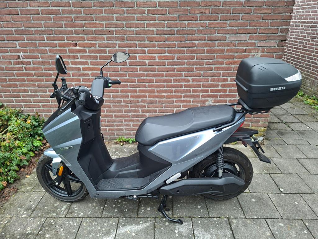 TE KOOP MOOIE ELEKTRISCHE SCOOTER HORWIN SK1, Fietsen en Brommers, Scooters | Overige merken, Ophalen, Zo goed als nieuw, Elektrisch