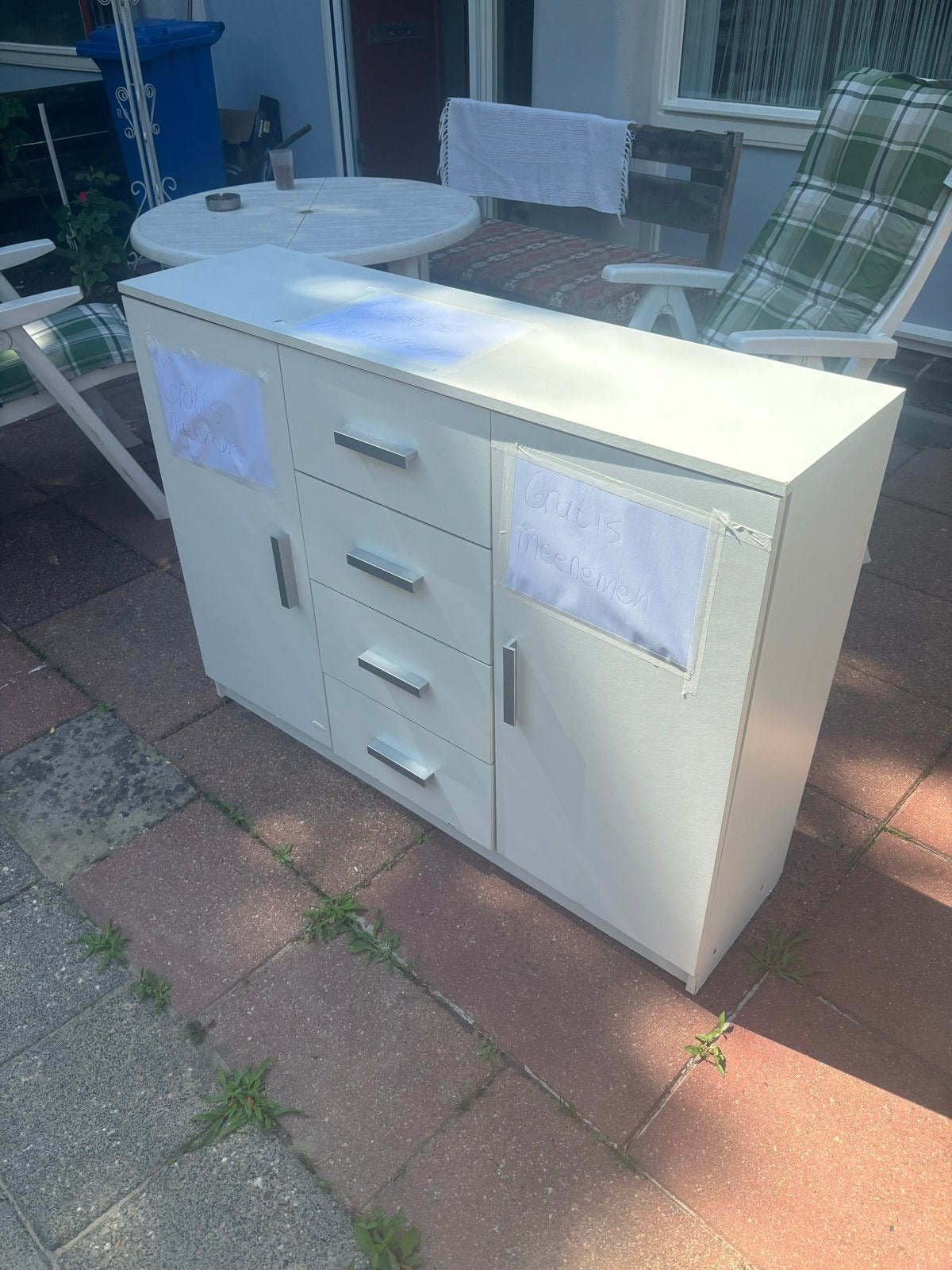 Gratis Kast dressoir met lades en deuren, Gebruikt, 100 tot 150 cm, Ophalen of Verzenden, Met lade(s)