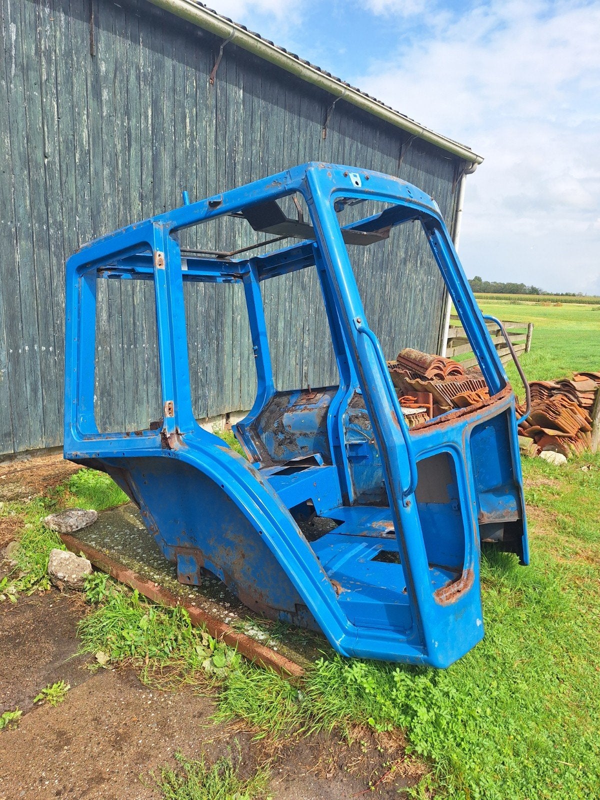 Ford tractor Super Q Cabine frame, Ophalen