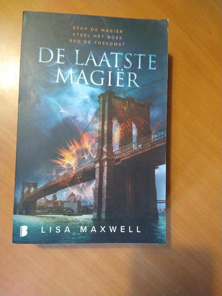 Maxwell, Lisa. De laatste magiër, Boeken, Ophalen of Verzenden, Gelezen
