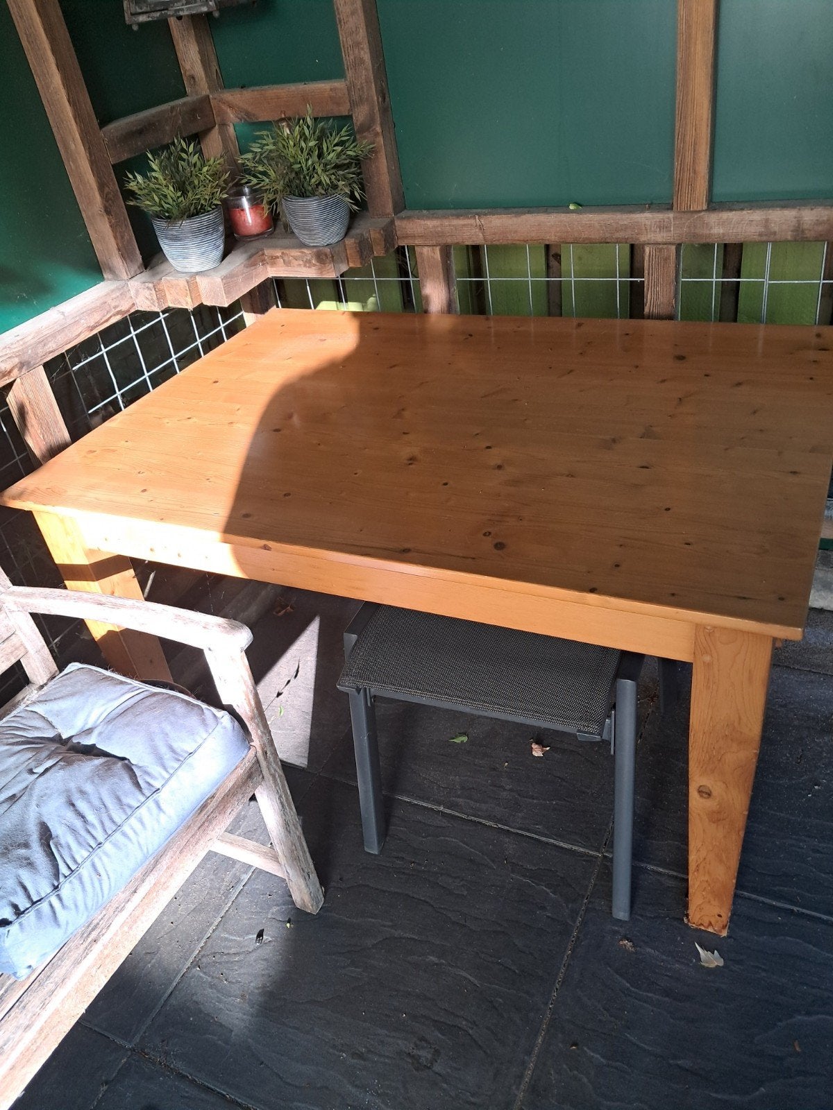 gratis grenen tafel, Ophalen