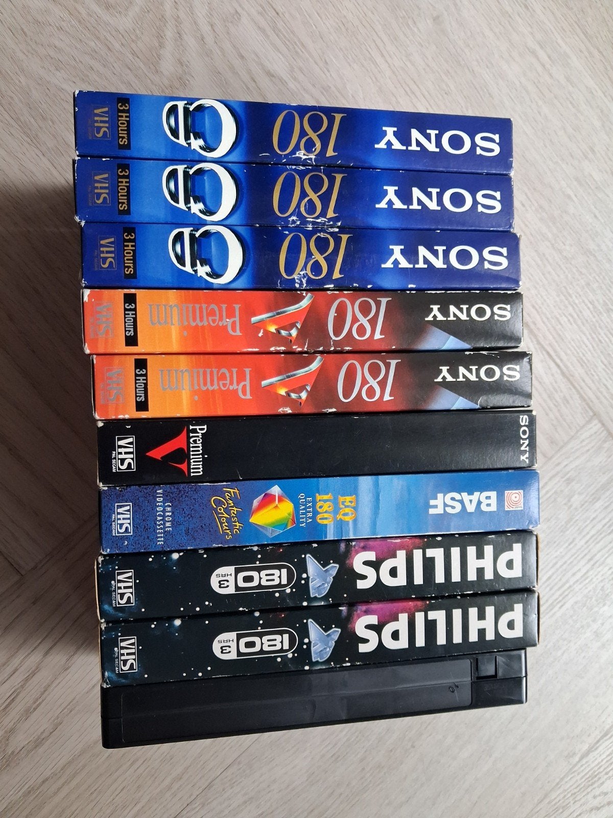 Partij VHS Videobanden - Sony, Philips, BASF, Gebruikt, Alle leeftijden, Overige genres, Ophalen of Verzenden