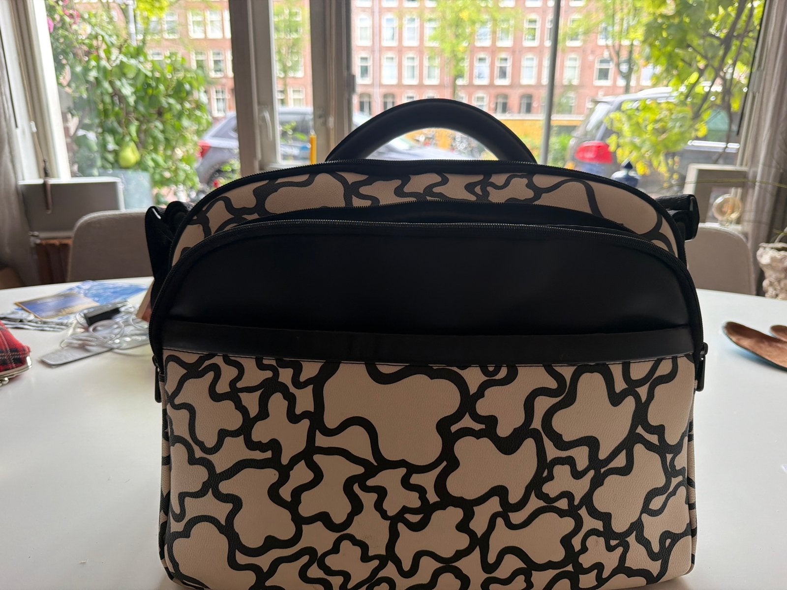 In nieuwstaat Tous Laptop/werk tas - Tous patroon, Ophalen, Gebruikt, 17 inch of meer, Zwart