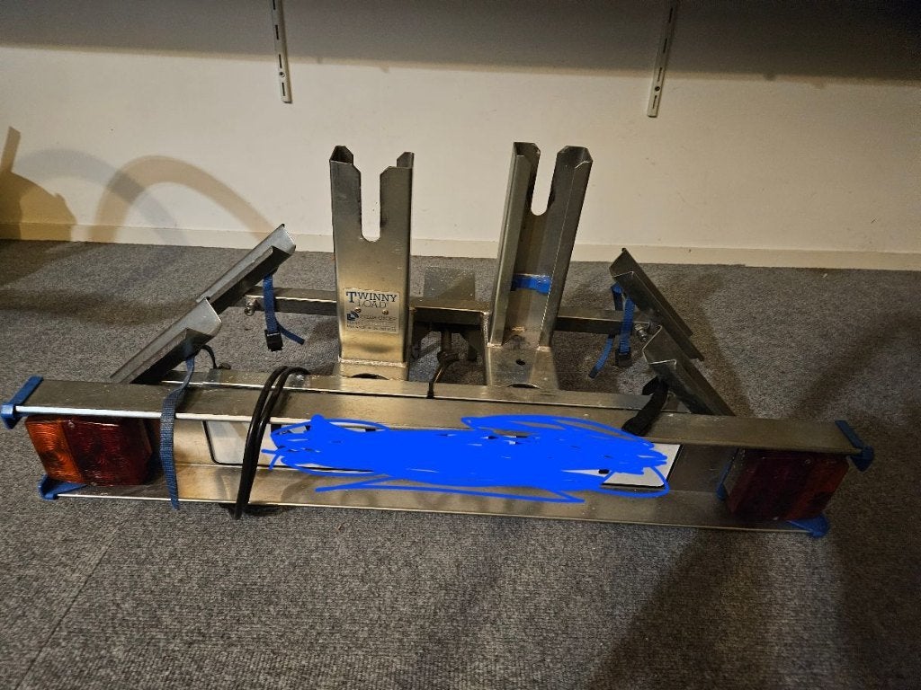 Mooie Twinny Load fietsendrager auto op een trekhaak, Ophalen, 2 fietsen, Zo goed als nieuw, Trekhaakdrager