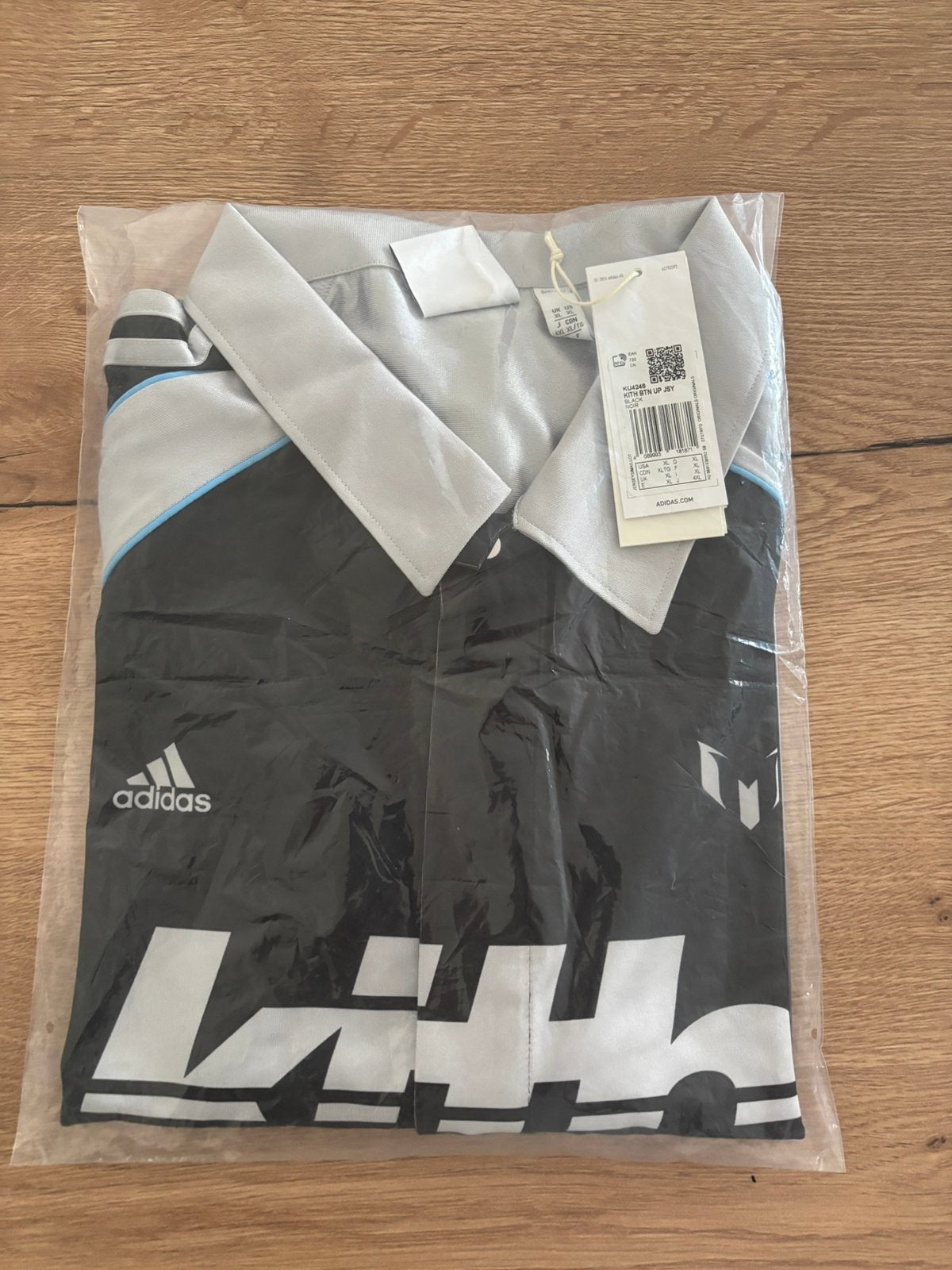 Kith X adidas by Messi voetbal truitje / Nieuw, Ophalen of Verzenden, Nieuw