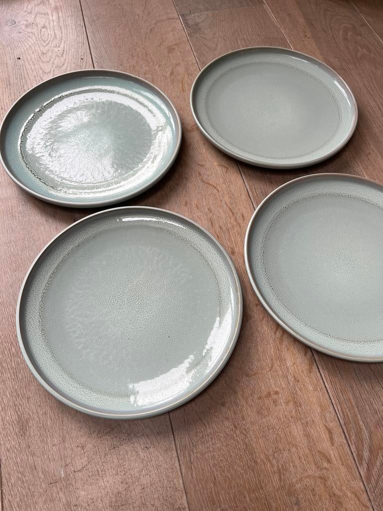 4 HEMA Helsinki pannenkoekenborden 27 cm - groen, Gebruikt, Keramiek, Ophalen of Verzenden, Bord(en)