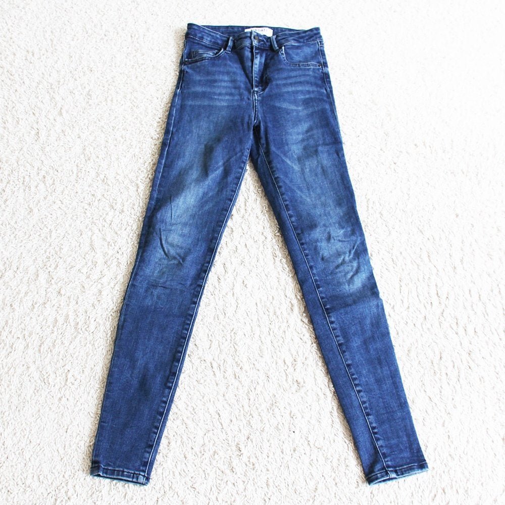 Mooie Airdate Amsterdam Spijkerbroek (XS) - 531 € 25,-, Kleding | Dames, Blauw, Airdate Amsterdam, Ophalen of Verzenden, Zo goed als nieuw