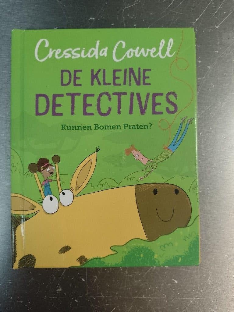 De kleine Detectives - kunnen bomen praten?(Cressida Cowell), Boeken, Gelezen, Non-fictie, Jongen of Meisje, Ophalen of Verzenden