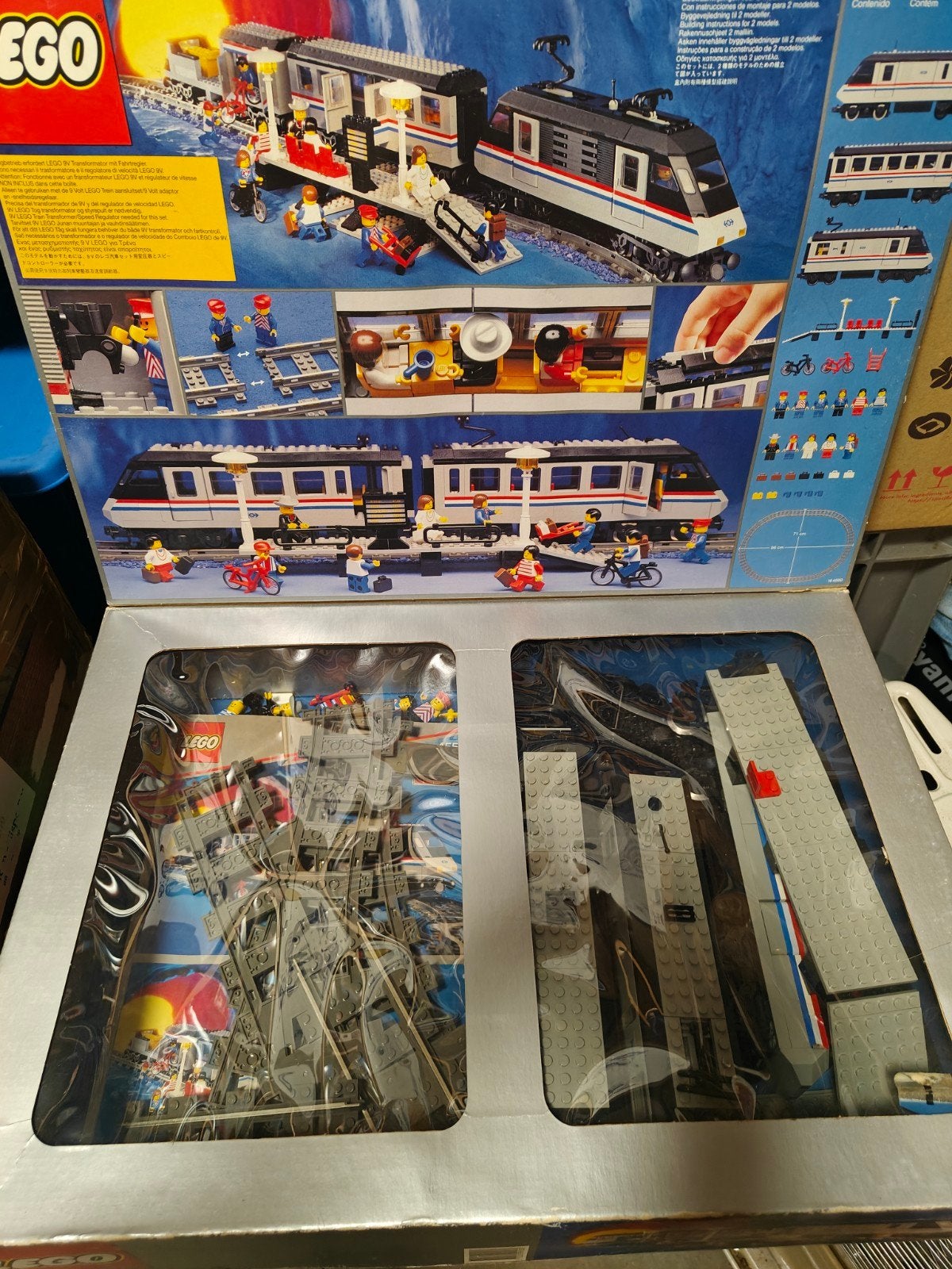 Lego 9v metroliner 4558 in doos, Ophalen