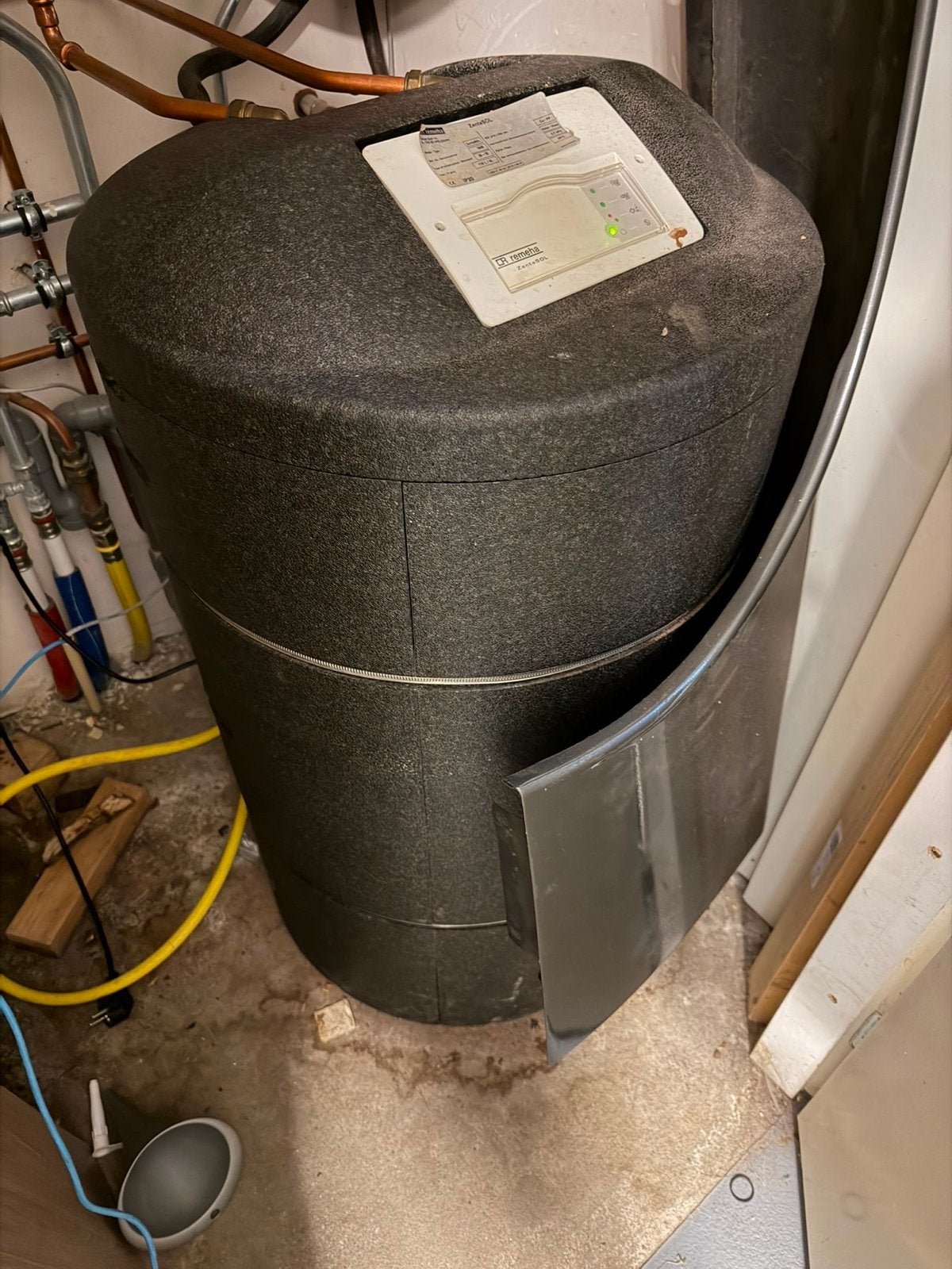 Remeha ZentaSOL zonneboiler met 2 panelen, 100 liter of meer, Ophalen, Gebruikt, Boiler
