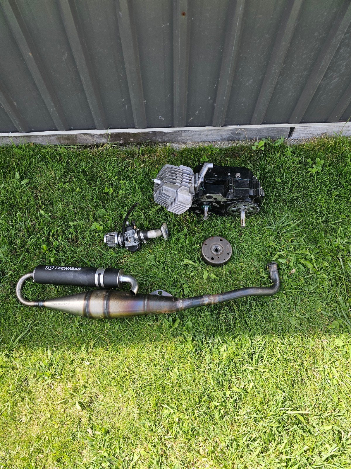 Tomos 65cc blok + uitlaat, Fietsen en Brommers, Ophalen, Zo goed als nieuw