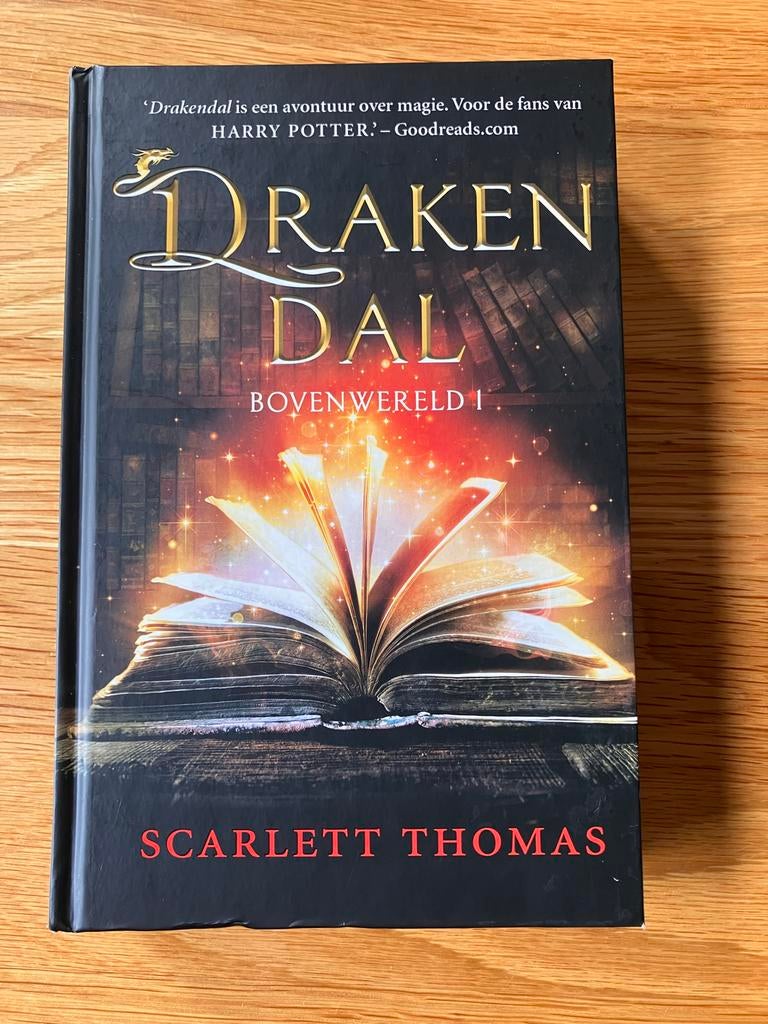 Drakendal: Bovenwereld 1 - Scarlett Thomas, Boeken, Ophalen of Verzenden, Zo goed als nieuw