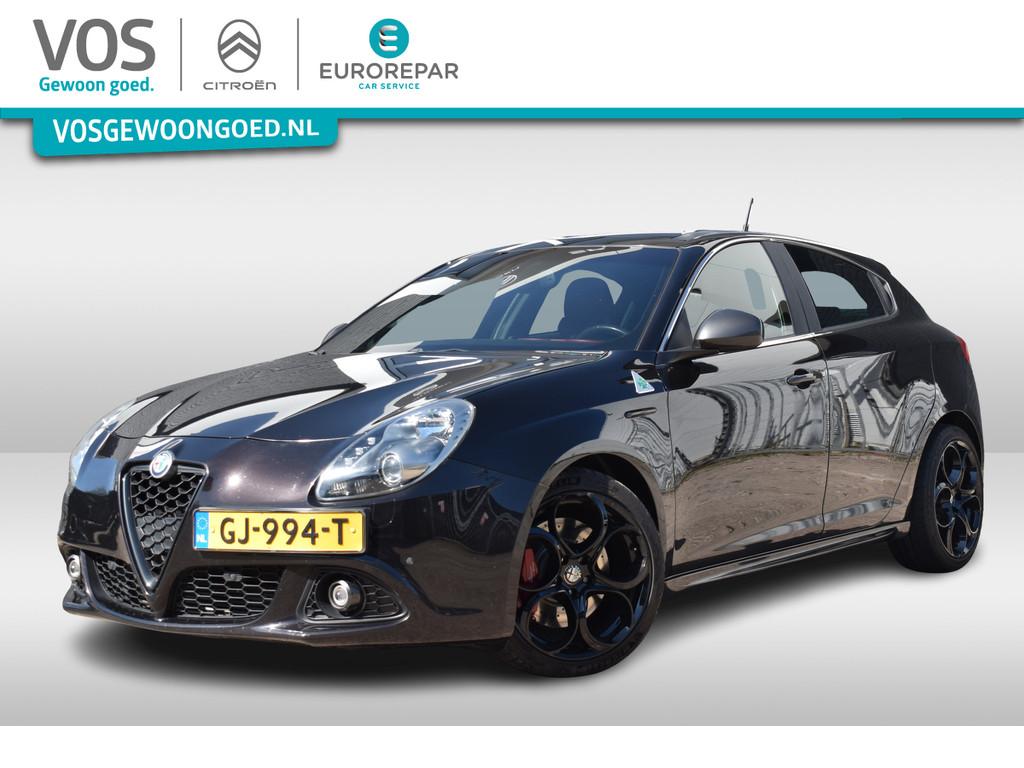 Alfa Romeo Giulietta 1.7 TBi 241pk Quadrifoglio Verde Automa, Auto's, Gebruikt, 4 cilinders, Zwart, 1000 kg