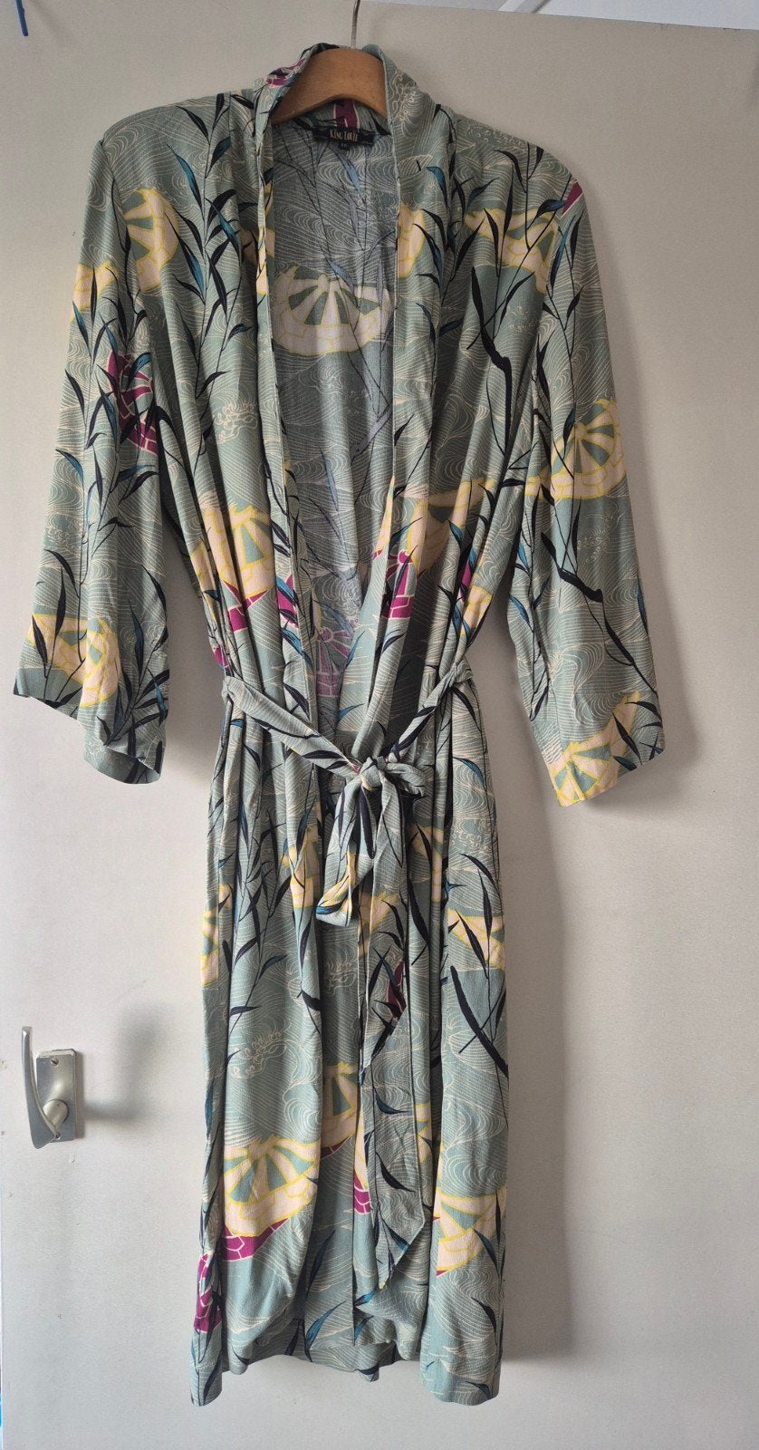 ZGAN King Louie Kimono/Vest met bloemenprint - Maat M, Maat 38/40 (M), Ophalen of Verzenden, Zo goed als nieuw, Knielengte