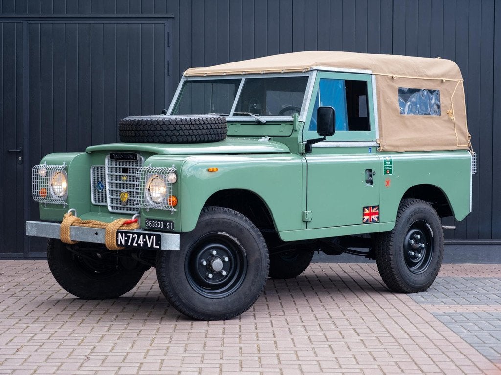 Land Rover Series III 88 44kW/60pk 2 deurs Soft Top | Comple, Auto's, 2286 cc, Stof, Land Rover, Zwart